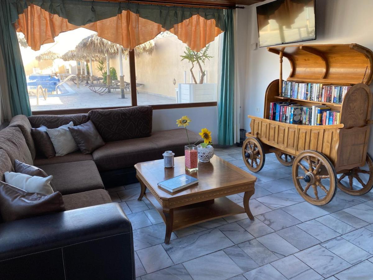 Perissa Bay Hotel Eksteriør billede
